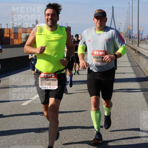 03.10.2025 - Köhlbrandbrückenlauf Strokosch-Dieckow http://msf.ph/oto/9162999 03.10.2025 13:00:03 Position 3 6445, 6301 meine-sportfotos.de