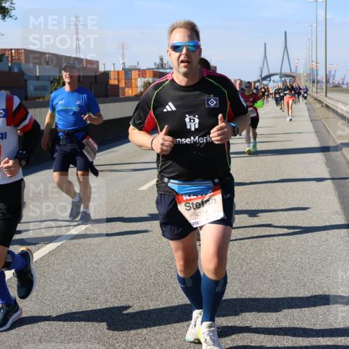 03.10.2025 - Köhlbrandbrückenlauf Strokosch-Dieckow http://msf.ph/oto/9163006 03.10.2025 13:00:06 Position 3 4644, 4374 meine-sportfotos.de