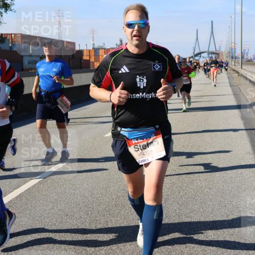 03.10.2025 - Köhlbrandbrückenlauf Strokosch-Dieckow http://msf.ph/oto/9163008 03.10.2025 13:00:06 Position 3 4644, 4374 meine-sportfotos.de