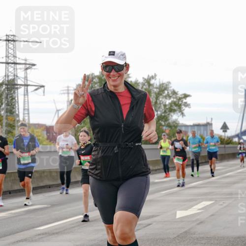 03.10.2025 - Köhlbrandbrückenlauf Michael Burmester http://msf.ph/oto/9163009 03.10.2025 16:08:49 Position 3  meine-sportfotos.de