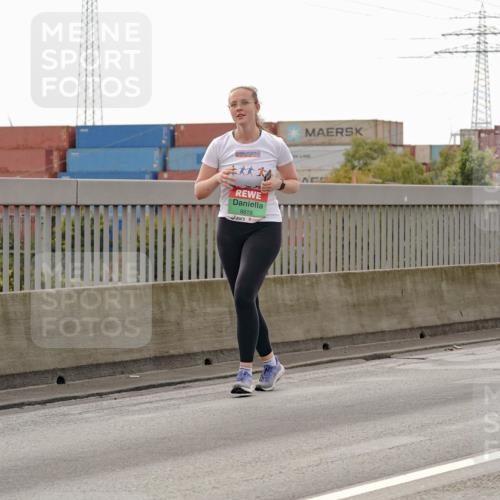03.10.2025 - Köhlbrandbrückenlauf Michael Burmester http://msf.ph/oto/9163034 03.10.2025 16:08:54 Position 3 8819 meine-sportfotos.de