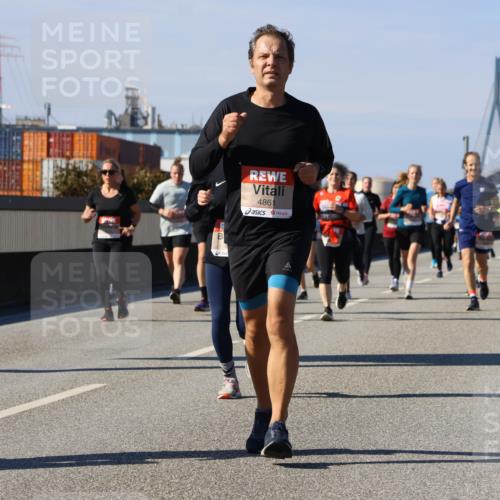 03.10.2025 - Köhlbrandbrückenlauf Strokosch-Dieckow http://msf.ph/oto/9163036 03.10.2025 13:00:20 Position 3 4861 meine-sportfotos.de