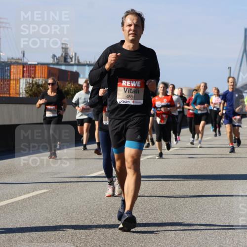 03.10.2025 - Köhlbrandbrückenlauf Strokosch-Dieckow http://msf.ph/oto/9163038 03.10.2025 13:00:21 Position 3 4861 meine-sportfotos.de