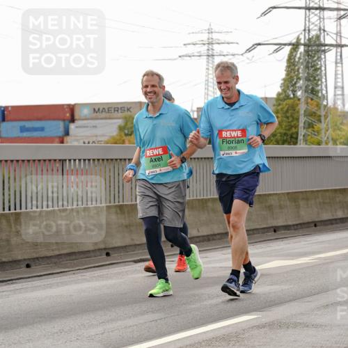 03.10.2025 - Köhlbrandbrückenlauf Michael Burmester http://msf.ph/oto/9163063 03.10.2025 16:08:58 Position 3 8904, 8905 meine-sportfotos.de