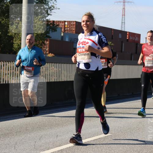 03.10.2025 - Köhlbrandbrückenlauf Strokosch-Dieckow http://msf.ph/oto/9163067 03.10.2025 13:00:34 Position 3 5129, 5031, 6153 meine-sportfotos.de