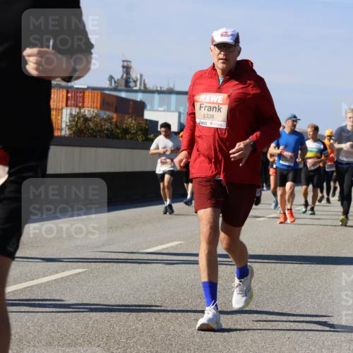03.10.2025 - Köhlbrandbrückenlauf Strokosch-Dieckow http://msf.ph/oto/9163076 03.10.2025 13:00:39 Position 3 6340, 5336 meine-sportfotos.de
