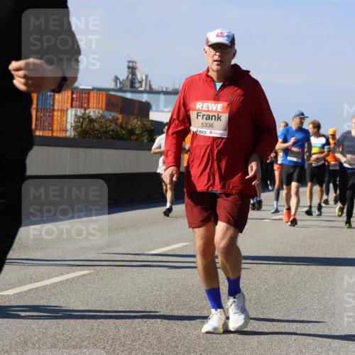 03.10.2025 - Köhlbrandbrückenlauf Strokosch-Dieckow http://msf.ph/oto/9163079 03.10.2025 13:00:39 Position 3 6340, 5336 meine-sportfotos.de