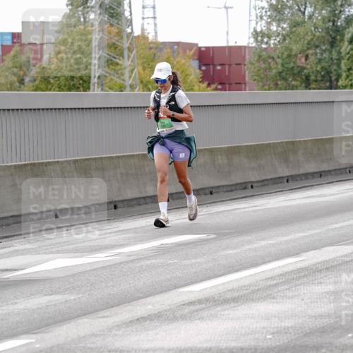 03.10.2025 - Köhlbrandbrückenlauf Michael Burmester http://msf.ph/oto/9163094 03.10.2025 16:09:05 Position 3  meine-sportfotos.de