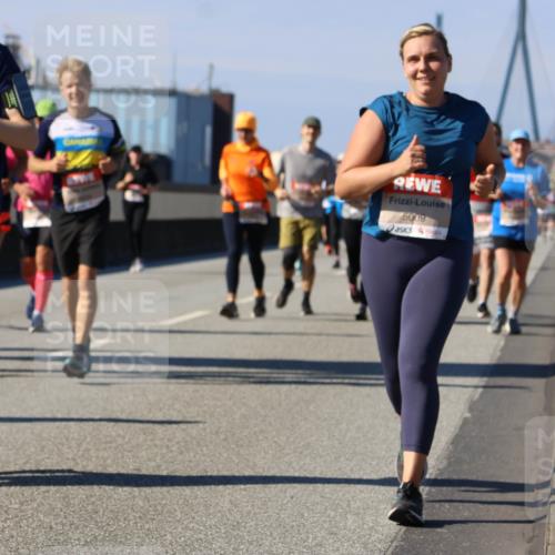 03.10.2025 - Köhlbrandbrückenlauf Strokosch-Dieckow http://msf.ph/oto/9163100 03.10.2025 13:00:46 Position 3 5386, 5009 meine-sportfotos.de
