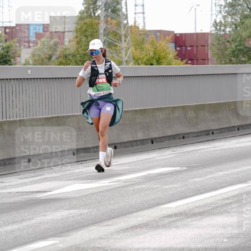 03.10.2025 - Köhlbrandbrückenlauf Michael Burmester http://msf.ph/oto/9163101 03.10.2025 16:09:06 Position 3 9685 meine-sportfotos.de