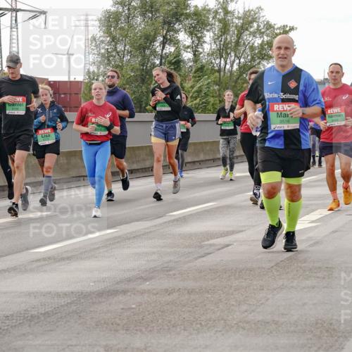 03.10.2025 - Köhlbrandbrückenlauf Michael Burmester http://msf.ph/oto/9163143 03.10.2025 16:09:13 Position 3 7970, 8156, 9516, 8446, 9518 meine-sportfotos.de