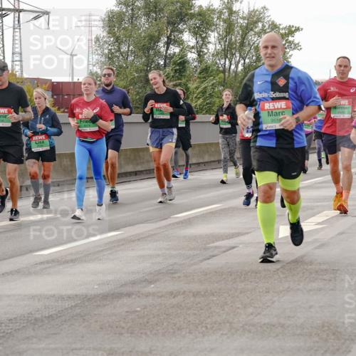03.10.2025 - Köhlbrandbrückenlauf Michael Burmester http://msf.ph/oto/9163146 03.10.2025 16:09:13 Position 3 7970, 8156, 9516, 8446, 9518 meine-sportfotos.de