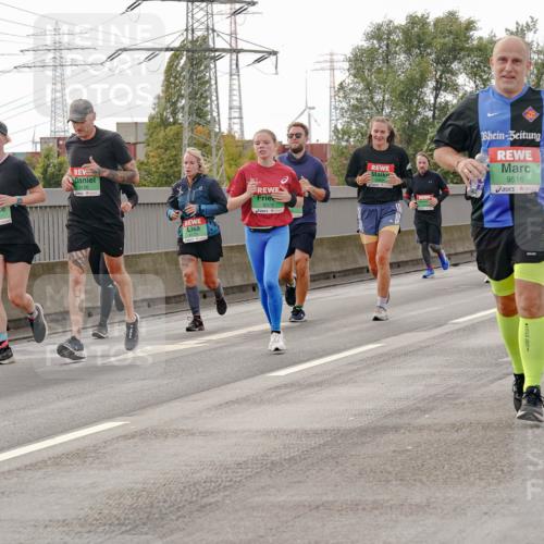 03.10.2025 - Köhlbrandbrückenlauf Michael Burmester http://msf.ph/oto/9163149 03.10.2025 16:09:14 Position 3 7970, 8156, 8378, 9516, 9518 meine-sportfotos.de
