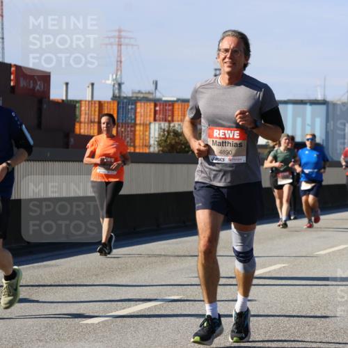 03.10.2025 - Köhlbrandbrückenlauf Strokosch-Dieckow http://msf.ph/oto/9163150 03.10.2025 13:01:02 Position 3 6506, 4978, 4890 meine-sportfotos.de