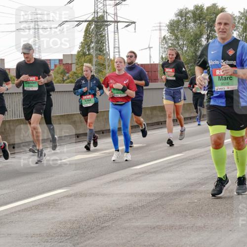 03.10.2025 - Köhlbrandbrückenlauf Michael Burmester http://msf.ph/oto/9163156 03.10.2025 16:09:14 Position 3 7970, 8156, 8378, 9516, 951 meine-sportfotos.de