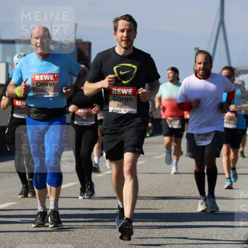 03.10.2025 - Köhlbrandbrückenlauf Strokosch-Dieckow http://msf.ph/oto/9163182 03.10.2025 13:01:10 Position 3 03, 10, 2015, 6225, 4645, 4988, 6556 meine-sportfotos.de