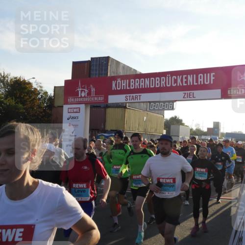 03.10.2025 - Köhlbrandbrückenlauf Matties Gatica Varas http://msf.ph/oto/9163200 03.10.2025 09:00:09 Ziel  meine-sportfotos.de