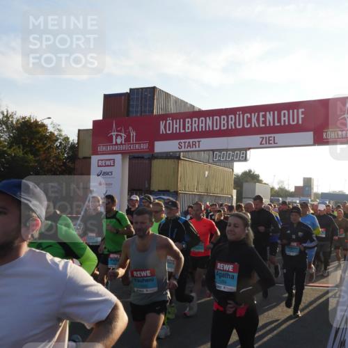 03.10.2025 - Köhlbrandbrückenlauf Matties Gatica Varas http://msf.ph/oto/9163201 03.10.2025 09:00:10 Ziel  meine-sportfotos.de