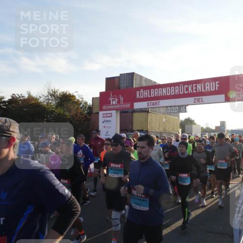 03.10.2025 - Köhlbrandbrückenlauf Matties Gatica Varas http://msf.ph/oto/9163220 03.10.2025 09:00:18 Ziel  meine-sportfotos.de