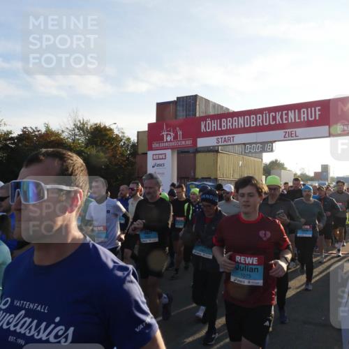 03.10.2025 - Köhlbrandbrückenlauf Matties Gatica Varas http://msf.ph/oto/9163227 03.10.2025 09:00:20 Ziel  meine-sportfotos.de