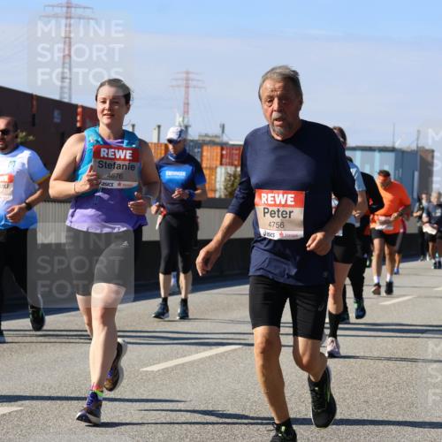 03.10.2025 - Köhlbrandbrückenlauf Strokosch-Dieckow http://msf.ph/oto/9163231 03.10.2025 13:01:23 Position 3 4676, 4756 meine-sportfotos.de