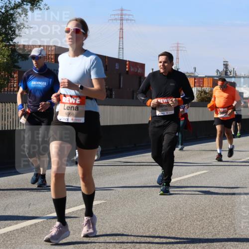 03.10.2025 - Köhlbrandbrückenlauf Strokosch-Dieckow http://msf.ph/oto/9163239 03.10.2025 13:01:26 Position 3 6068, 6286 meine-sportfotos.de