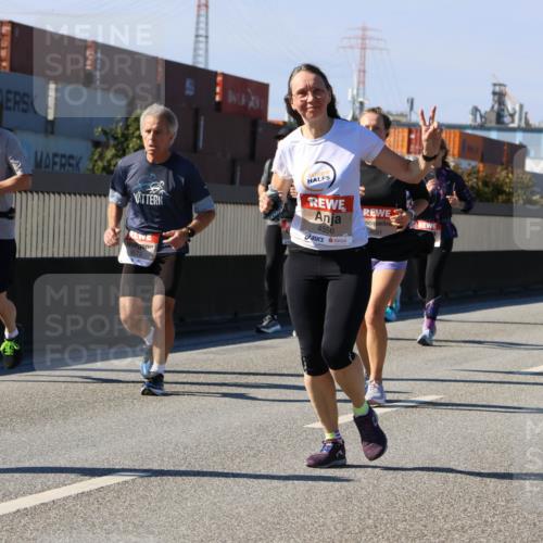 03.10.2025 - Köhlbrandbrückenlauf Strokosch-Dieckow http://msf.ph/oto/9163260 03.10.2025 13:01:33 Position 3 4556, 4691 meine-sportfotos.de