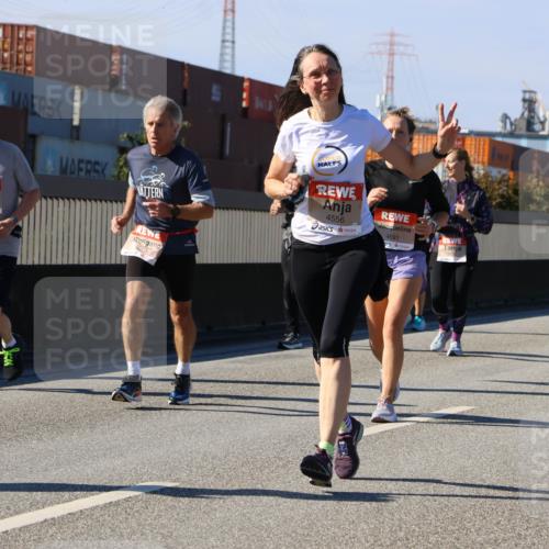 03.10.2025 - Köhlbrandbrückenlauf Strokosch-Dieckow http://msf.ph/oto/9163264 03.10.2025 13:01:33 Position 3 4280, 4556, 6573, 4691 meine-sportfotos.de