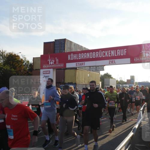03.10.2025 - Köhlbrandbrückenlauf Matties Gatica Varas http://msf.ph/oto/9163296 03.10.2025 09:01:02 Ziel  meine-sportfotos.de