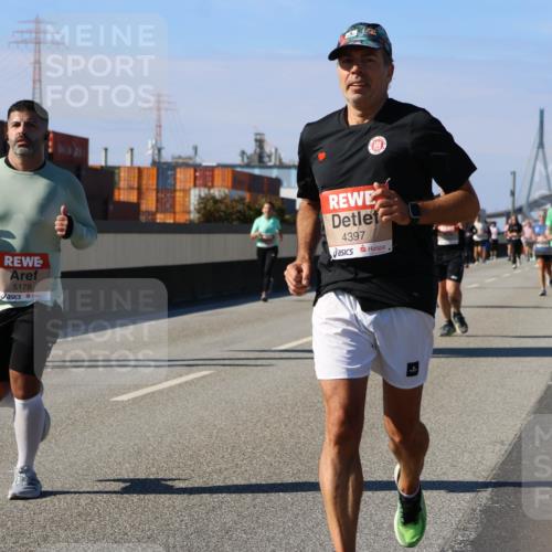 03.10.2025 - Köhlbrandbrückenlauf Strokosch-Dieckow http://msf.ph/oto/9163311 03.10.2025 13:01:43 Position 3 5178, 4397 meine-sportfotos.de