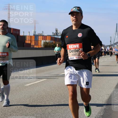 03.10.2025 - Köhlbrandbrückenlauf Strokosch-Dieckow http://msf.ph/oto/9163312 03.10.2025 13:01:43 Position 3 5178, 4397 meine-sportfotos.de