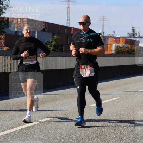 03.10.2025 - Köhlbrandbrückenlauf Strokosch-Dieckow http://msf.ph/oto/9163327 03.10.2025 13:01:51 Position 3 4819, 45, 4382 meine-sportfotos.de