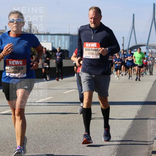 03.10.2025 - Köhlbrandbrückenlauf Strokosch-Dieckow http://msf.ph/oto/9163349 03.10.2025 13:01:54 Position 3 6267, 5148 meine-sportfotos.de