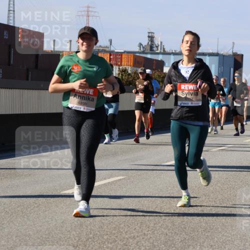 03.10.2025 - Köhlbrandbrückenlauf Strokosch-Dieckow http://msf.ph/oto/9163397 03.10.2025 13:02:22 Position 3 4859, 6117 meine-sportfotos.de