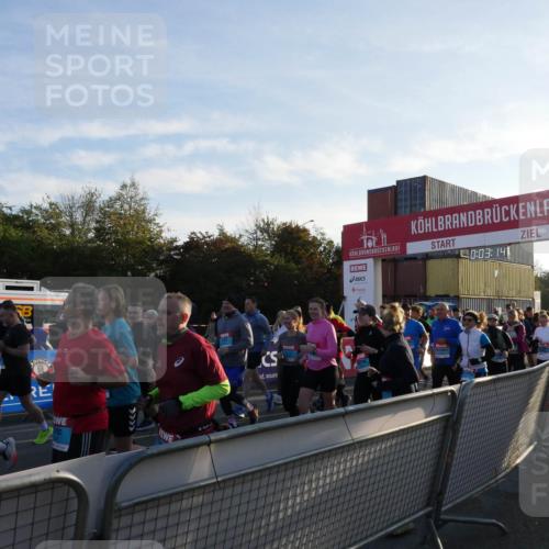 03.10.2025 - Köhlbrandbrückenlauf Matties Gatica Varas http://msf.ph/oto/9163468 03.10.2025 09:03:16 Ziel  meine-sportfotos.de