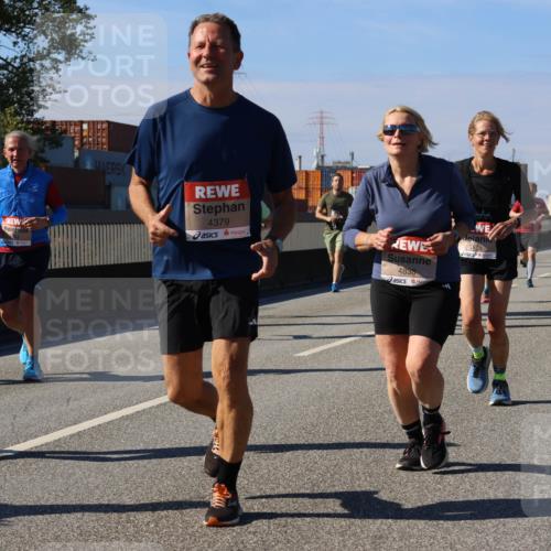 03.10.2025 - Köhlbrandbrückenlauf Strokosch-Dieckow http://msf.ph/oto/9163469 03.10.2025 13:02:43 Position 3 436, 4379, 4838, 15175 meine-sportfotos.de