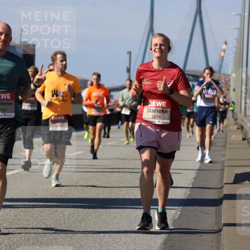 03.10.2025 - Köhlbrandbrückenlauf Strokosch-Dieckow http://msf.ph/oto/9163516 03.10.2025 13:02:53 Position 3 5839, 6719, 5214 meine-sportfotos.de