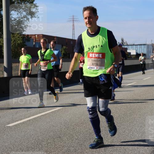 03.10.2025 - Köhlbrandbrückenlauf Strokosch-Dieckow http://msf.ph/oto/9163580 03.10.2025 13:03:15 Position 3 4846, 6776 meine-sportfotos.de