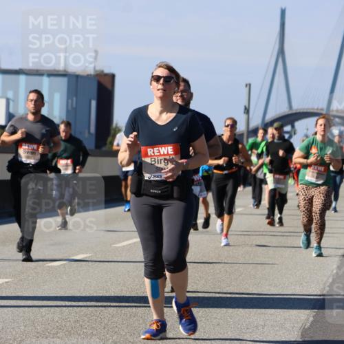 03.10.2025 - Köhlbrandbrückenlauf Strokosch-Dieckow http://msf.ph/oto/9163590 03.10.2025 13:03:17 Position 3 500 meine-sportfotos.de