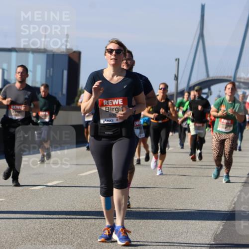 03.10.2025 - Köhlbrandbrückenlauf Strokosch-Dieckow http://msf.ph/oto/9163591 03.10.2025 13:03:17 Position 3 500 meine-sportfotos.de