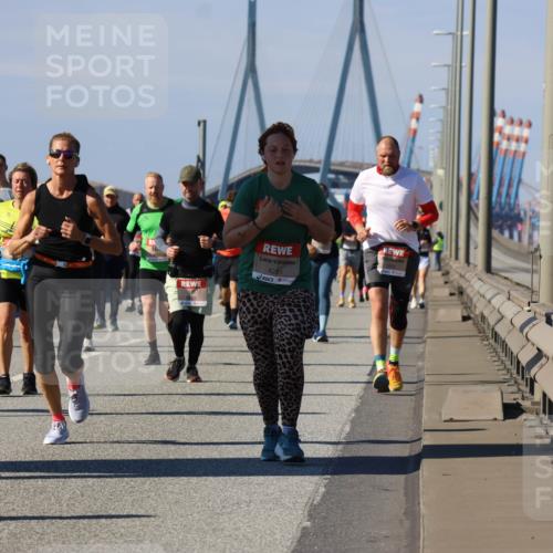 03.10.2025 - Köhlbrandbrückenlauf Strokosch-Dieckow http://msf.ph/oto/9163602 03.10.2025 13:03:21 Position 3 4291 meine-sportfotos.de