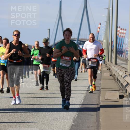 03.10.2025 - Köhlbrandbrückenlauf Strokosch-Dieckow http://msf.ph/oto/9163605 03.10.2025 13:03:22 Position 3 4291 meine-sportfotos.de