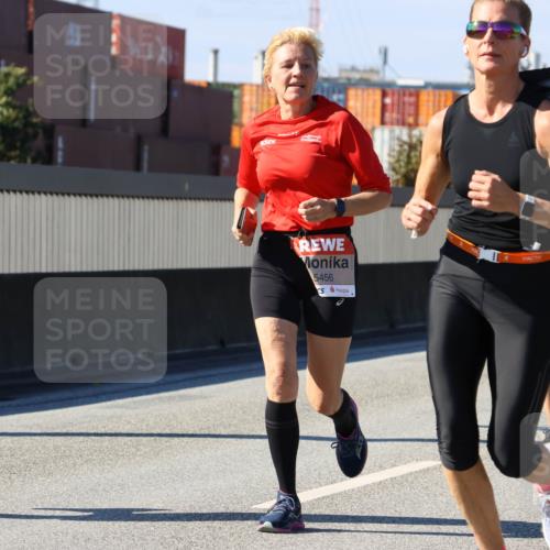 03.10.2025 - Köhlbrandbrückenlauf Strokosch-Dieckow http://msf.ph/oto/9163614 03.10.2025 13:03:26 Position 3 5481, 5456 meine-sportfotos.de