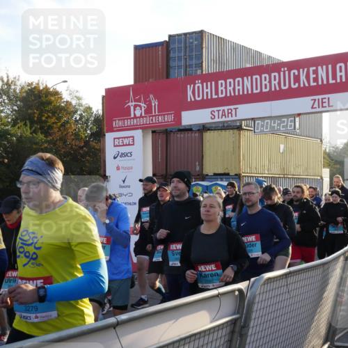 03.10.2025 - Köhlbrandbrückenlauf Matties Gatica Varas http://msf.ph/oto/9163631 03.10.2025 09:04:28 Ziel  meine-sportfotos.de