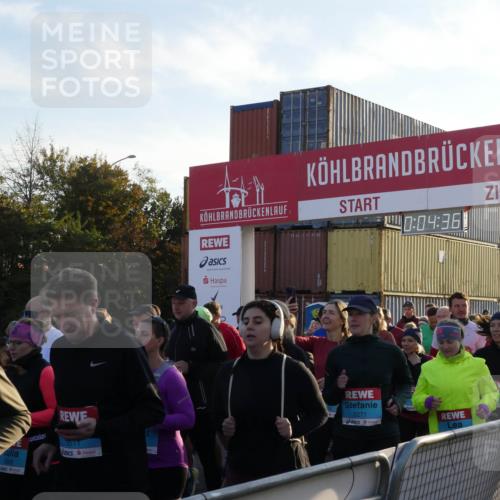 03.10.2025 - Köhlbrandbrückenlauf Matties Gatica Varas http://msf.ph/oto/9163672 03.10.2025 09:04:38 Ziel  meine-sportfotos.de