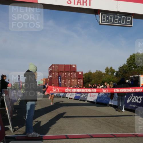 03.10.2025 - Köhlbrandbrückenlauf Matties Gatica Varas http://msf.ph/oto/9163682 03.10.2025 09:43:04 Ziel 3769 meine-sportfotos.de