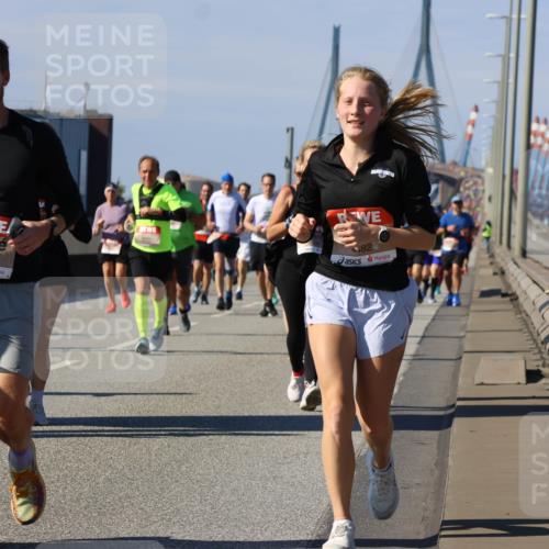 03.10.2025 - Köhlbrandbrückenlauf Strokosch-Dieckow http://msf.ph/oto/9163684 03.10.2025 13:03:55 Position 3 4481, 4482 meine-sportfotos.de