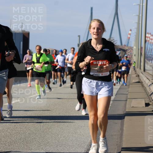 03.10.2025 - Köhlbrandbrückenlauf Strokosch-Dieckow http://msf.ph/oto/9163688 03.10.2025 13:03:55 Position 3 4481, 4482 meine-sportfotos.de