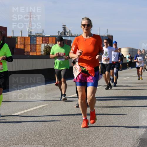 03.10.2025 - Köhlbrandbrückenlauf Strokosch-Dieckow http://msf.ph/oto/9163704 03.10.2025 13:04:02 Position 3 6733 meine-sportfotos.de