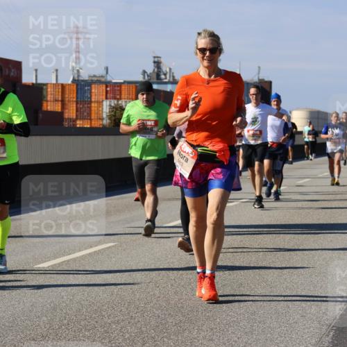 03.10.2025 - Köhlbrandbrückenlauf Strokosch-Dieckow http://msf.ph/oto/9163706 03.10.2025 13:04:02 Position 3 6733, 6413 meine-sportfotos.de